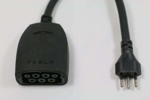 Tesla Mobile Connector Umc Und Adapter Bei Greenspeed Kaufen