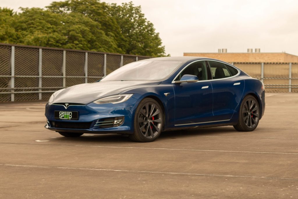 Tesla Model S Performance "Raven" Blau 21 Zoll Felgen Garantie Autopilot 3 Karbon U-HiFi Premium Adaptive Luftfederung Premium-Innenraum