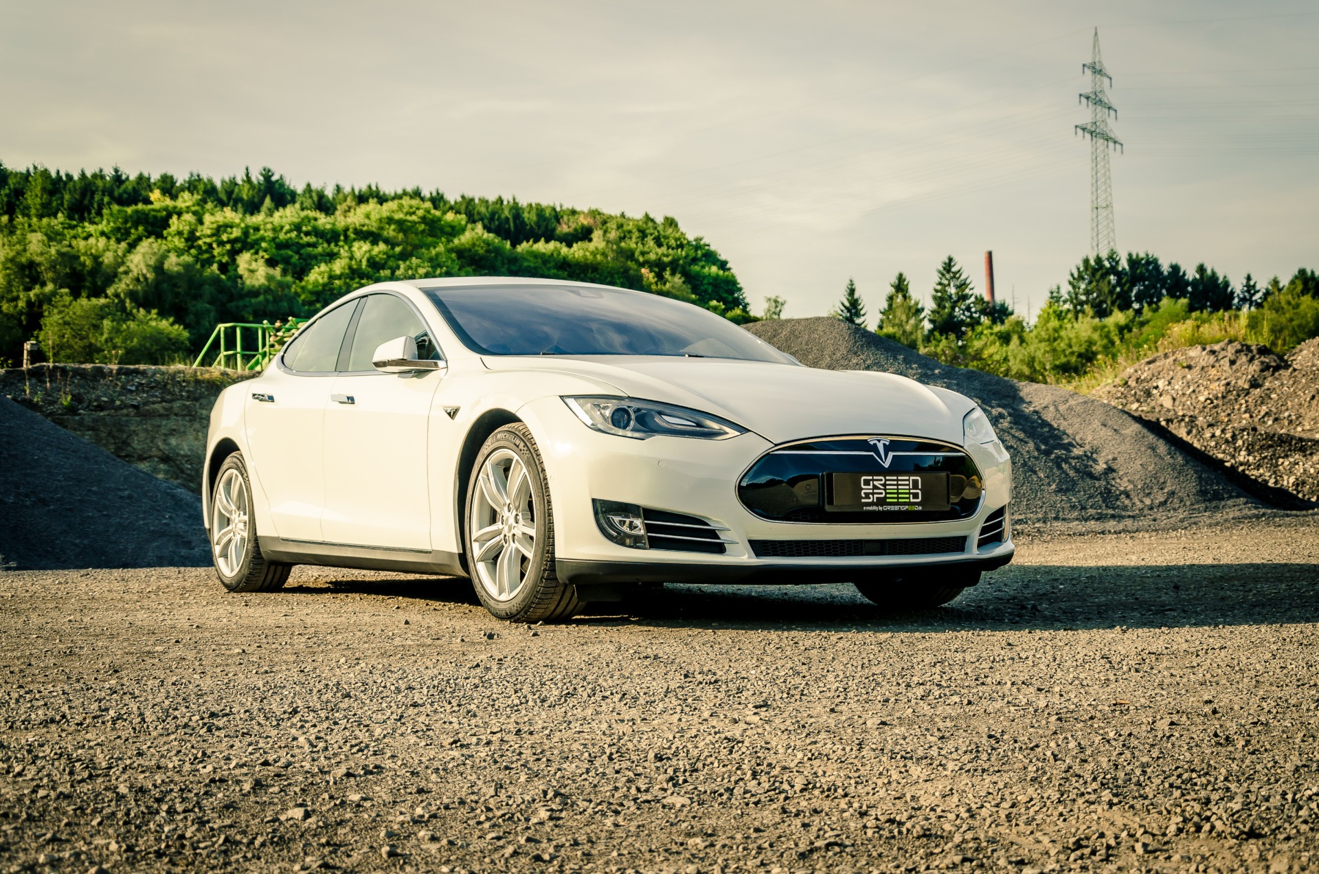 Tesla Model S85D – lifelong Supercharging!